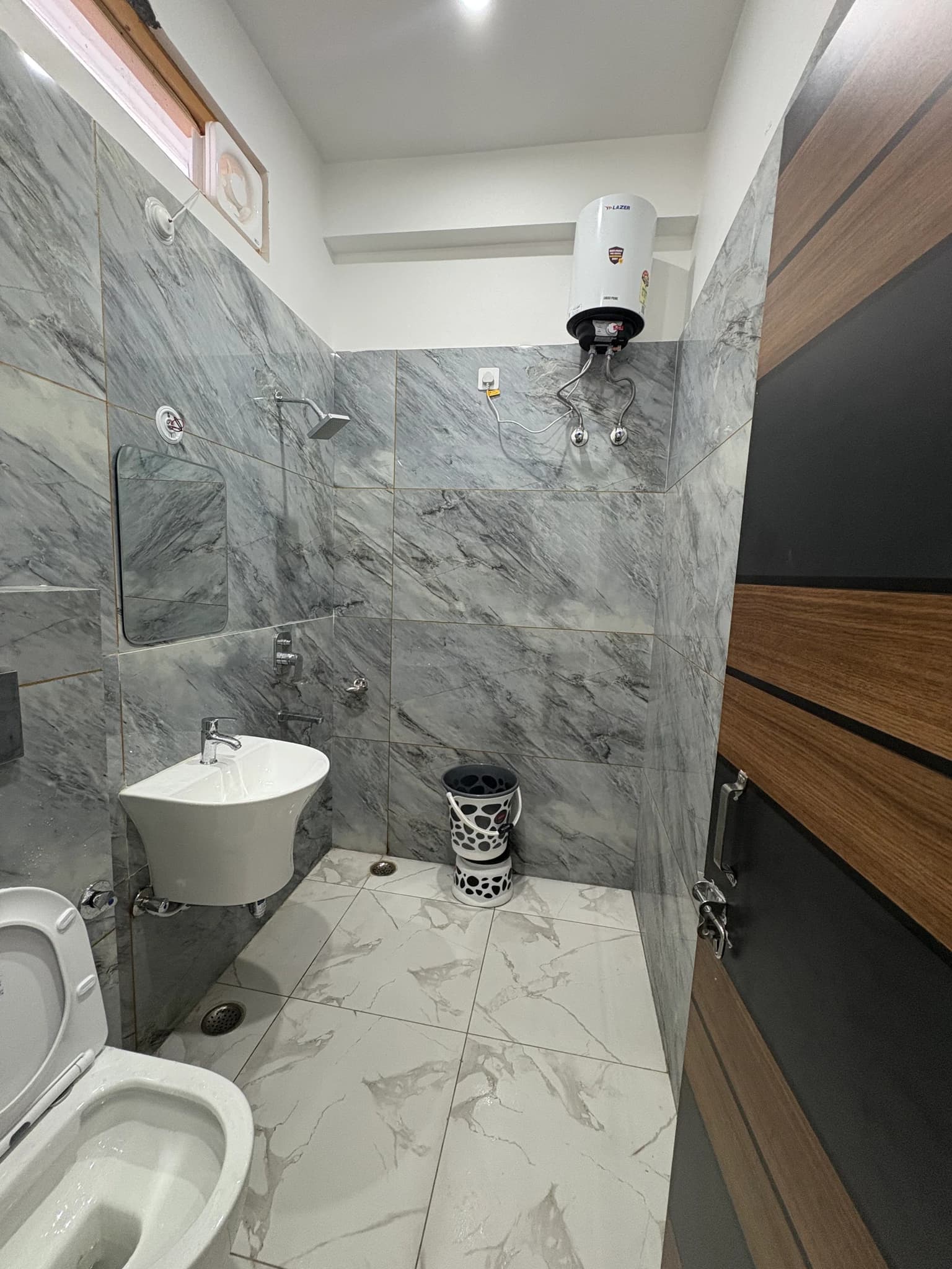 Deluxe Triple Room - Image 4